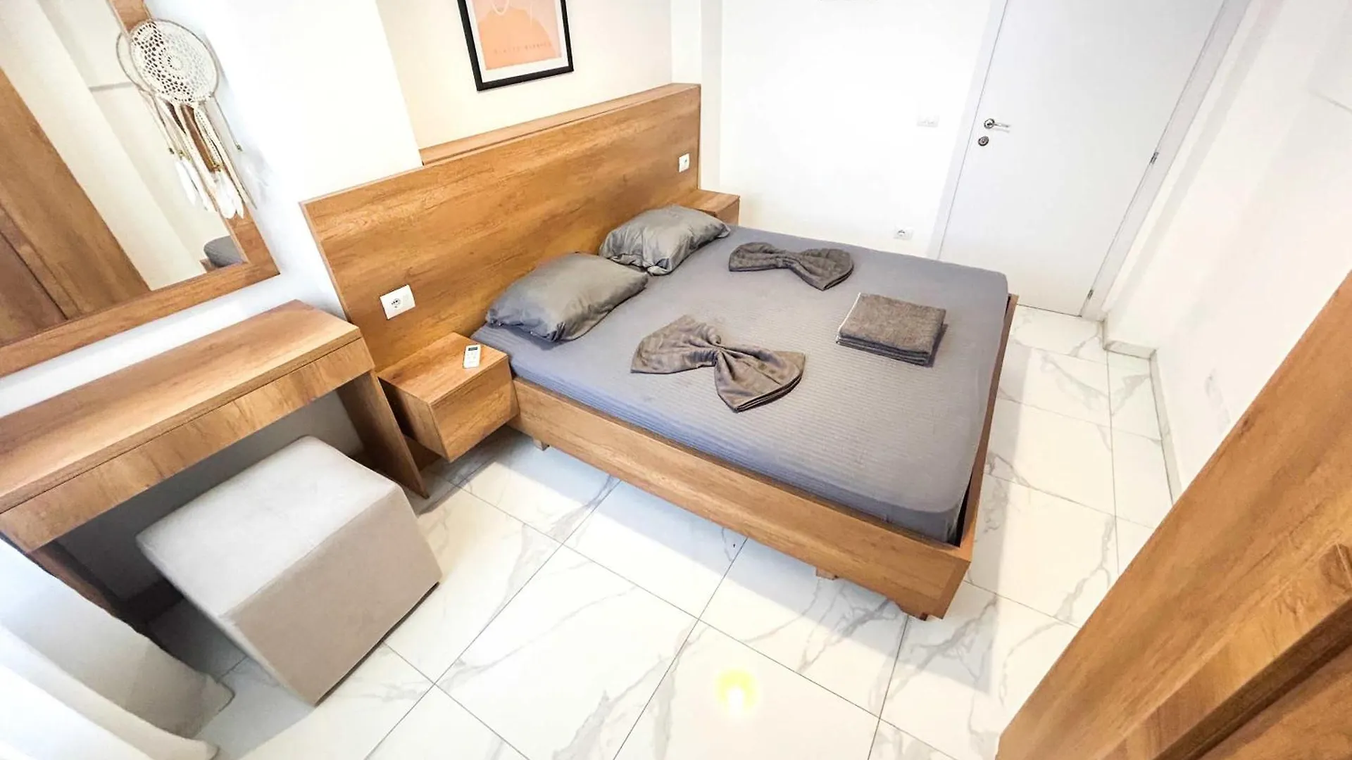 Relax Suite 772 Durrës 0*,